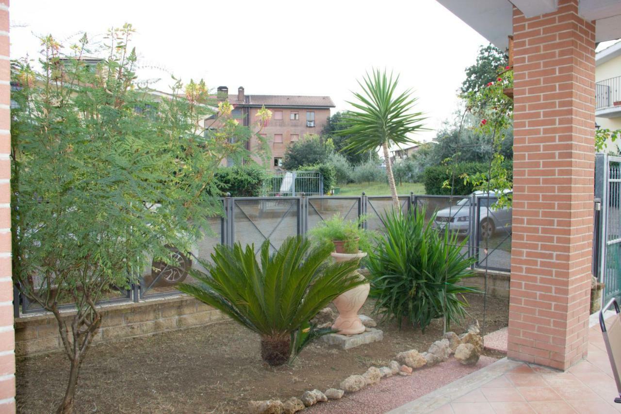 Monica'S Villa Fiano Romano Buitenkant foto
