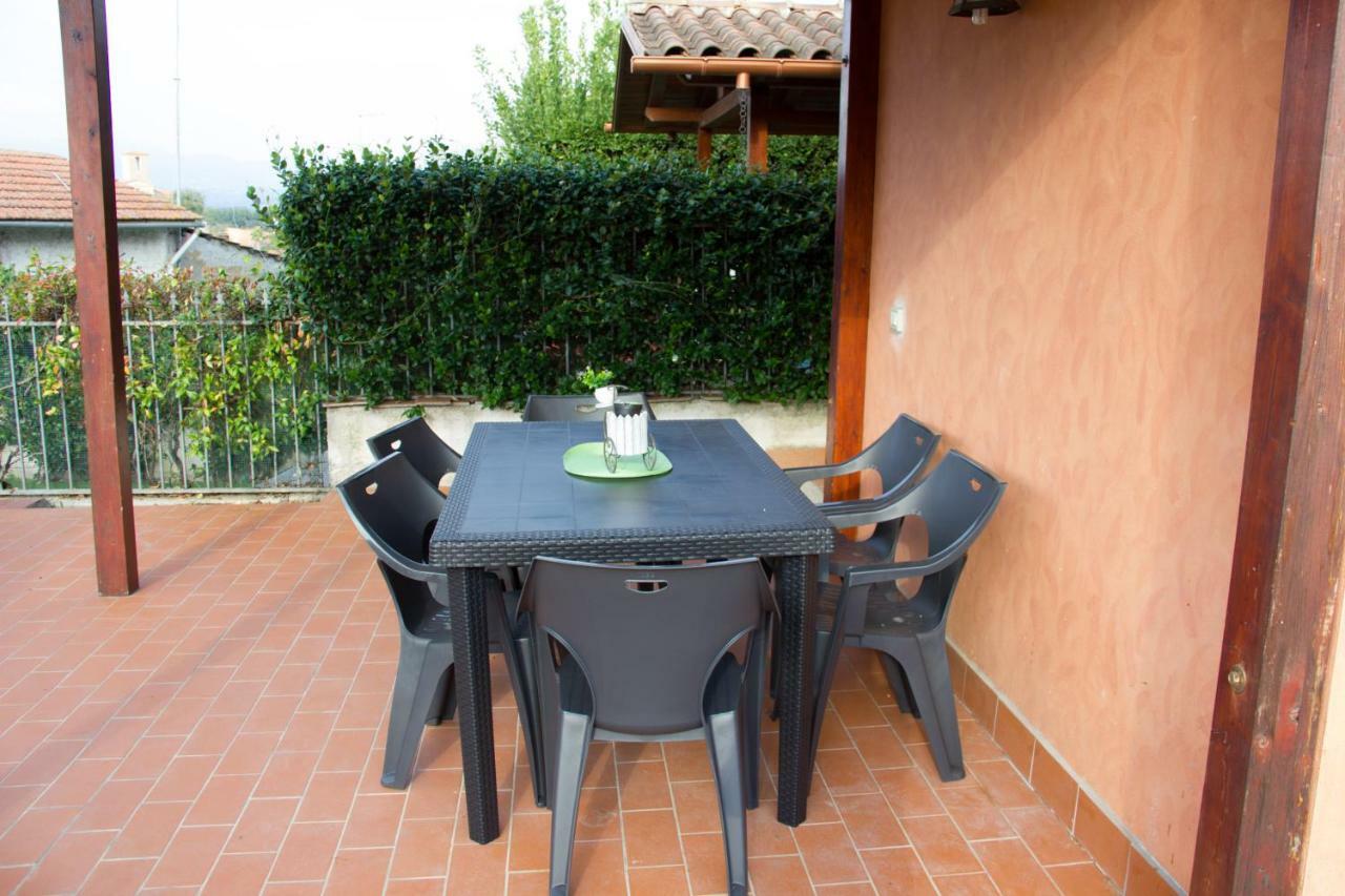 Monica'S Villa Fiano Romano Buitenkant foto